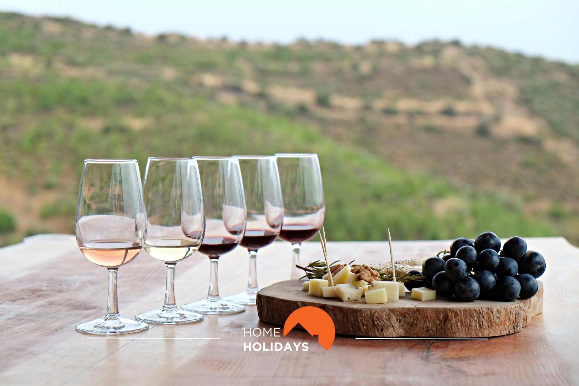 #205 Santa Eulalia J23 By Holidays